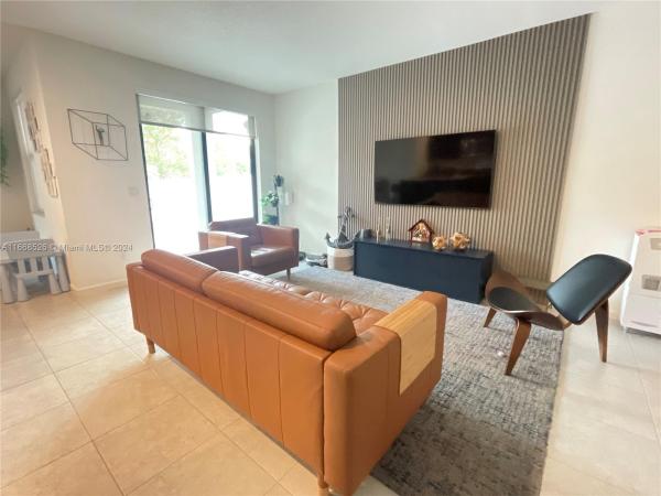 Vantage At Palm-Aire, 244 NW 36th Ave, Pompano Beach, Florida 33069, image 1