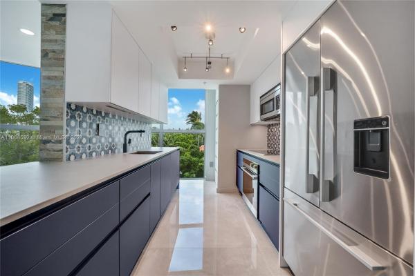The Cosmopolitan Residences On South Beach, 110 Washington Ave #2417, Miami Beach, Florida 33139, image 1