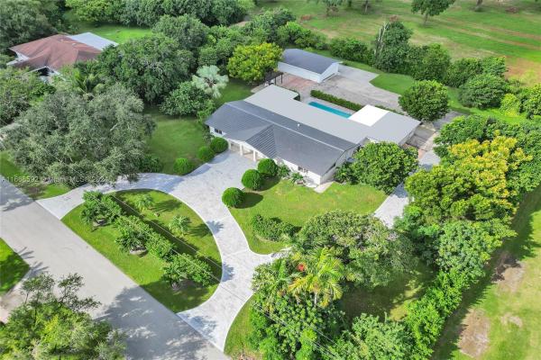 Sunshine Ranches, 4661 SW 128th Ave, Southwest Ranches, Florida 33330, image 1