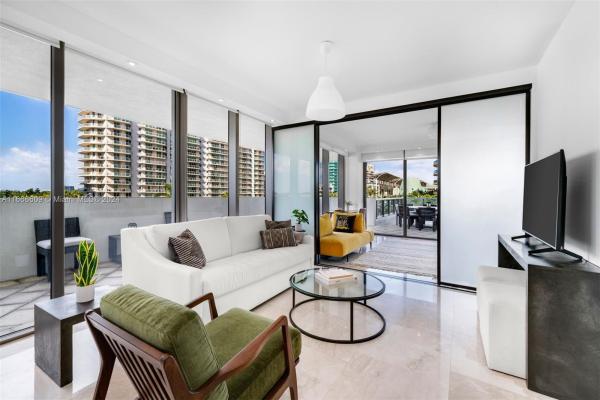 Mei, 5875 Collins Ave #507, Miami Beach, Florida 33140, image 1
