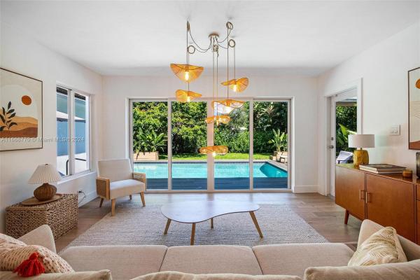 Griffing Biscayne Park Estates, 11205 NE 8th Ave, Biscayne Park, Florida 33161, image 1