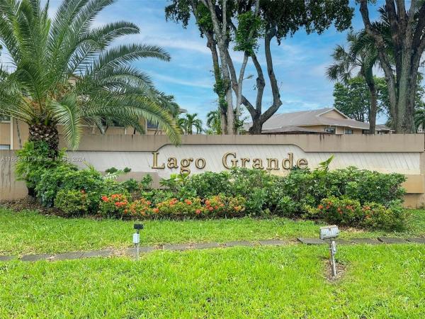 Lago Grande, 6117 W 26th Ct #101-34, Hialeah, Florida 33016, image 1
