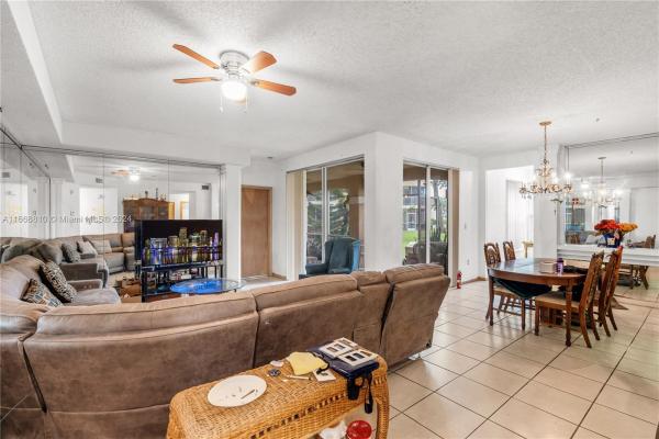 Regatta Pointe, 14807 Balgowan Rd #102-12, Miami Lakes, Florida 33016, image 3