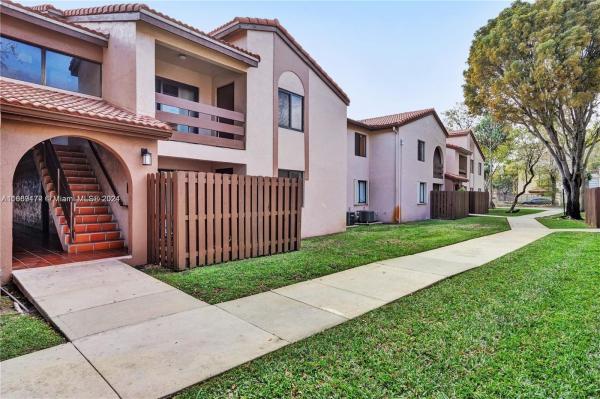 Kenland Walk, 8999 SW 123rd Ct #206, The Crossings, Florida 33186, image 1