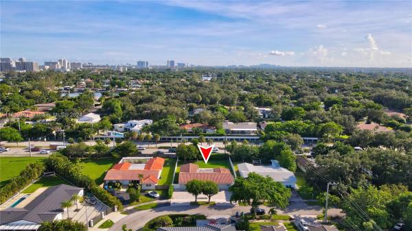 2280 NE 203rd Ter, Miami, Florida 33180, image 1