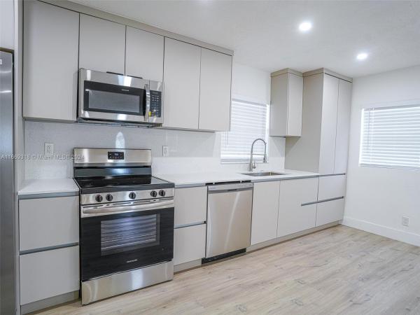 Monroe Heights, 1043 W 26th St, Riviera Beach, Florida 33404, image 1