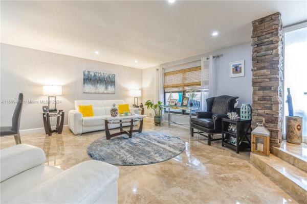 Villas Lakes, Pembroke Pines, Florida 33026, image 1