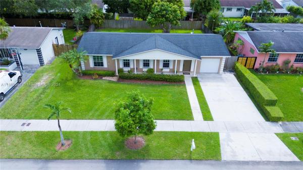 Devon Aire Estates, 12460 SW 104th Ter, The Crossings, Florida 33186, image 1