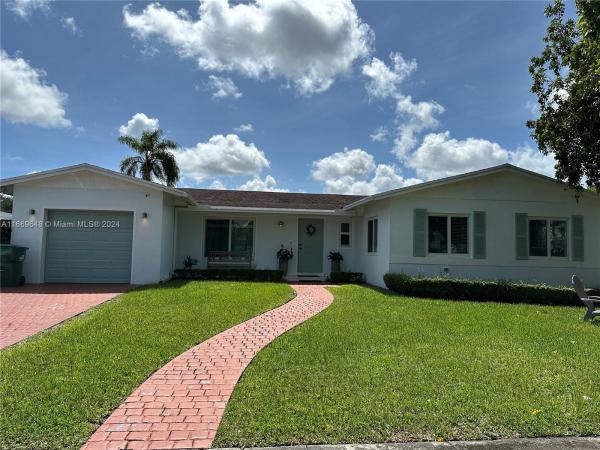 Devon Aire Estates, 12090 SW 116th St, Kendall, Florida 33186, image 1