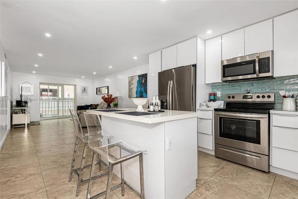 Villa Luisa, 6175 W 20th Ave #214, Hialeah, Florida 33012, image 1