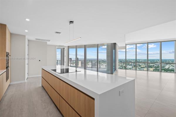 Paramount Miami Worldcenter, 851 NE 1st Ave #PH 5412, Miami, Florida 33132, image 1