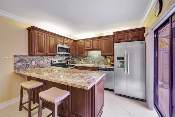 Waterford Courtyards At Jacaranda, 9956 NW 6th Ct, Plantation, Florida 33324, image 1