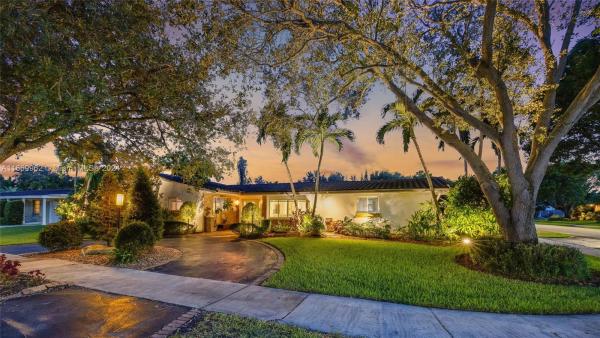 Snapper Creek Park, 9140 SW 85th Ter, Kendall, Florida 33173, image 1