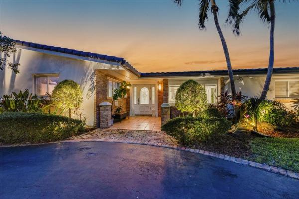 Snapper Creek Park, 9140 SW 85th Ter, Kendall, Florida 33173, image 3