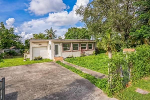 Dixie Heights Gardens, 10201 SW 176th St, West Perrine, Florida 33157, image 1