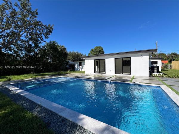 Heftler Homes Sunset Park, 7701 SW 99th Ave, Sunset, Florida 33173, image 1
