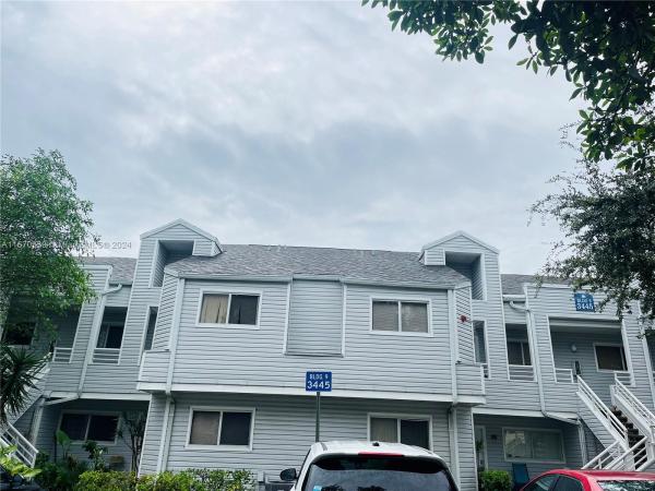 Summer Lake, 3445 NW 44th St #206, Lauderdale Lakes, Florida 33309, image 1