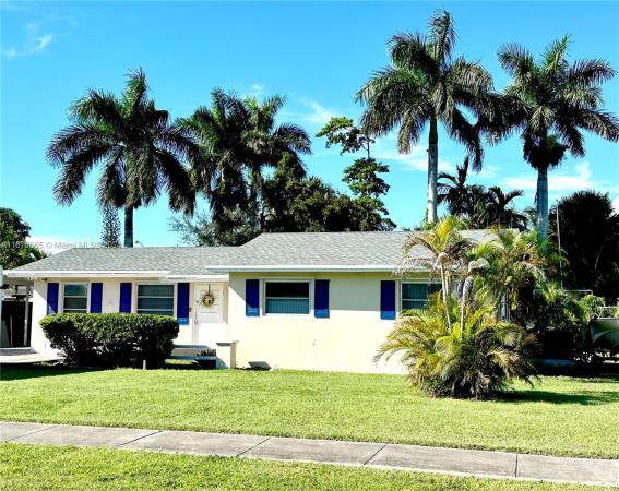 Pine Manor, 365 NW 16th St, Homestead, Florida 33030, image 1