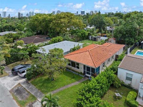 Hollywood South Side, 1630 Rodman St, Hollywood, Florida 33020, image 1