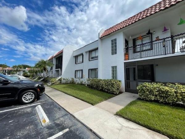 The Gardens Of Bonaventure 11 East, 290 Racquet Club Rd #106, Weston, Florida 33326, image 1