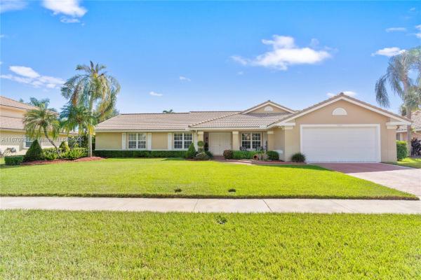 Pasadena Estates, 19420 NW 6th St, Pembroke Pines, Florida 33029, image 1
