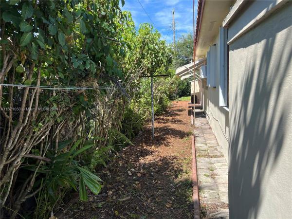 Inwood, 500 SW 36th Ave, Miami, Florida 33135, image 1