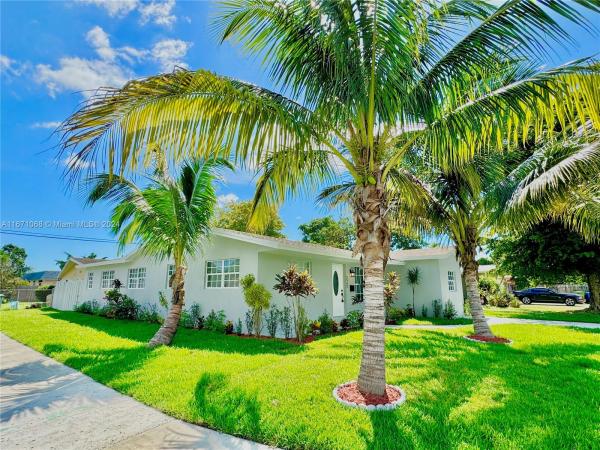Westwood Manor, 2960 SW 11th St, Fort Lauderdale, Florida 33312, image 1