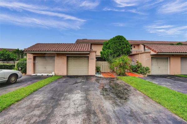 Golfwood, 20633 NE 7th Ct, Ives Estates, Florida 33179, image 1