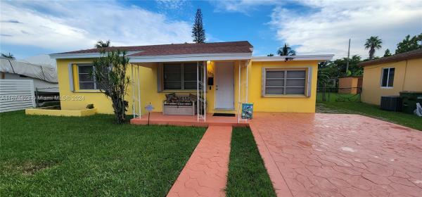 1070 NE 143rd St, Miami, Florida 33161, image 1