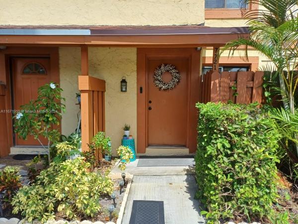 Del Rio Village Townhomes, 7721 Balboa St #7721, Sunrise, Florida 33351, image 1