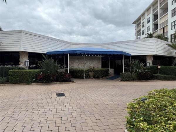 Palm Beach Harbour Club, 3545 S Ocean Blvd #404, South Palm Beach, Florida 33480, image 1