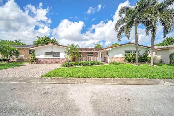 Sunset Isles, 2827 Arthur St, Hollywood, Florida 33020, image 1