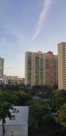 Plaza Of The Americas, 17021 N Bay Rd #1016, Sunny Isles Beach, Florida 33160, image 1