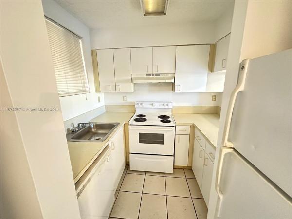 Waterview, 14930 SW 82nd Ter #16-504, Kendall West, Florida 33193, image 1
