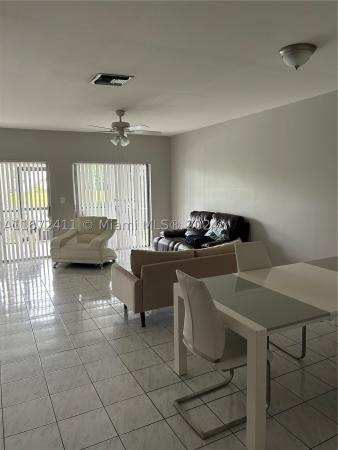 Centre Court, Kendall West, Florida 33193, image 2