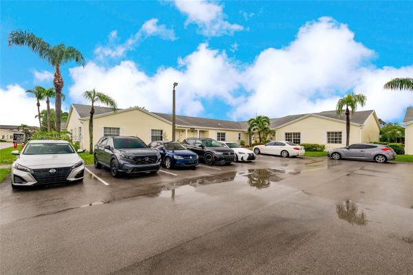 Sierra Ridge, 21240 NE 9th Ct #04, Ives Estates, Florida 33179, image 3