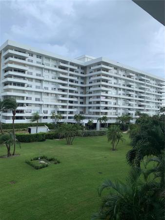 Commodore Club East, 177 Ocean Lane Dr #208, Key Biscayne, Florida 33149, image 1
