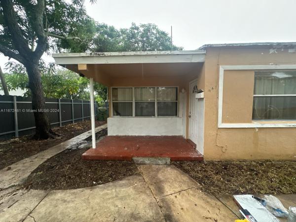 Biscayne Highlands, 941 NE 140th St, North Miami, Florida 33161, image 1