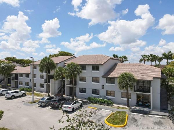Villa Bellini, 7230 NW 179th St #104, Hialeah, Florida 33015, image 3