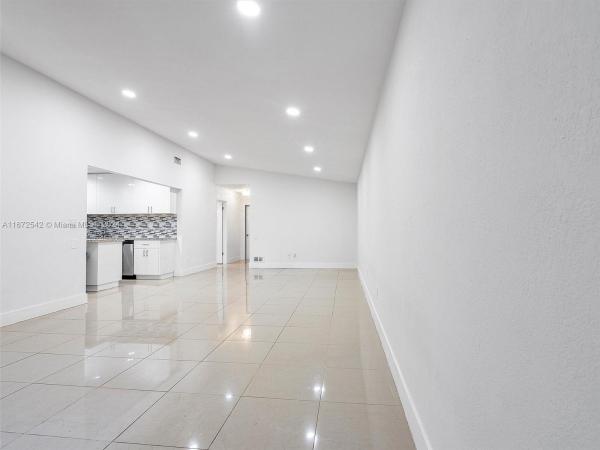 Snapper Village, 6604 SW 114 Pl #F72, Kendall, Florida 33173, image 1