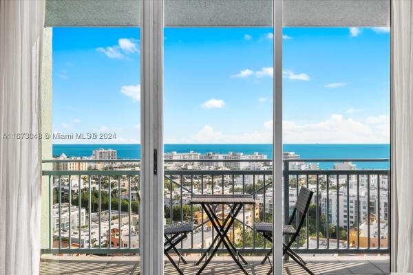 Yacht Club At Portofino, 90 Alton Rd #2107, Miami Beach, Florida 33139, image 1