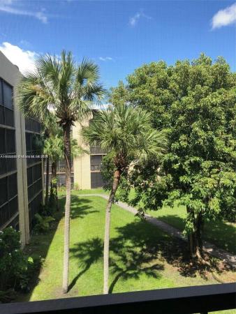 Fox Chase, 8625 NW 8th St #316, Fountainebleau, Florida 33126, image 1