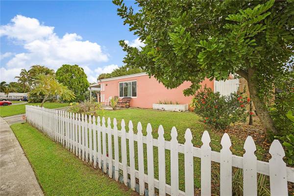 Palm Beach Square, 9140 Keating Dr, Palm Beach Gardens, Florida 33410, image 1