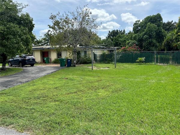 Miller Drive Estates, 9860 SW 60th St, Sunset, Florida 33173, image 2
