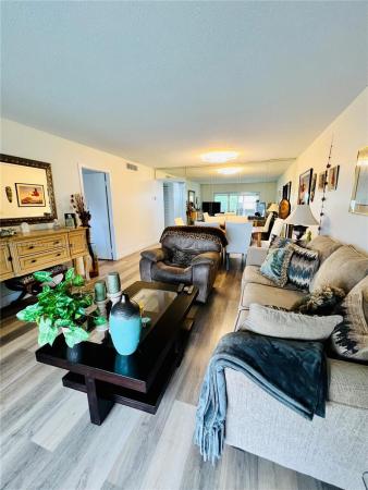 Danians North, 600 NE 2nd St #313, Dania Beach, Florida 33004, image 2