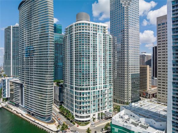 Met 1, 300 S Biscayne Blvd #T-2106, Miami, Florida 33131, image 1