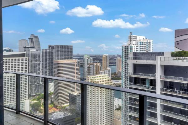 Brickell Flatiron, 1000 Brickell Plz #PH5105, Miami, Florida 33131, image 3