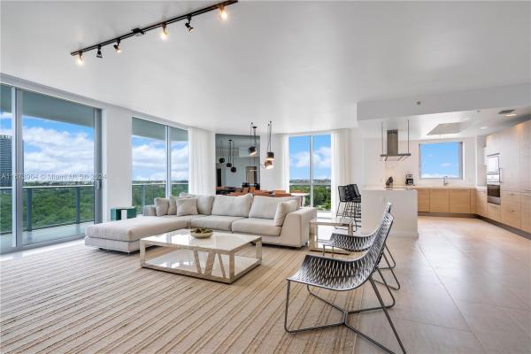 The Reserve At Marina Palms, 17111 Biscayne Blvd #802, North Miami Beach, Florida 33160, image 1