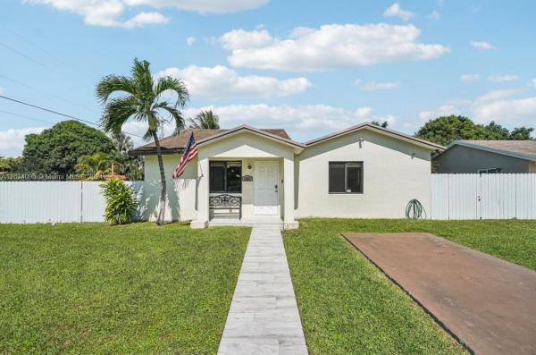 Pinar Del Rio, 15985 SW 304th Ter, Leisure City, Florida 33033, image 1