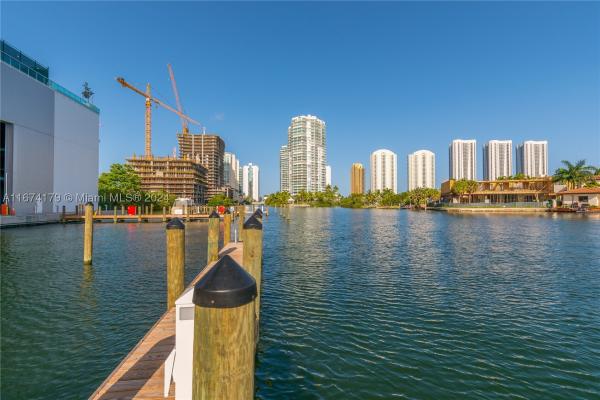 400 Sunny Isles Marina, 400 Sunny Isles Blvd #UL-24, Sunny Isles Beach, Florida 33160, image 1